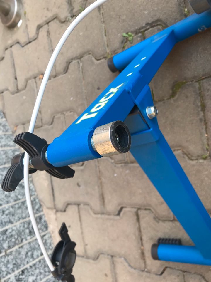 Tacx Fahrradtrainer in Schwaig