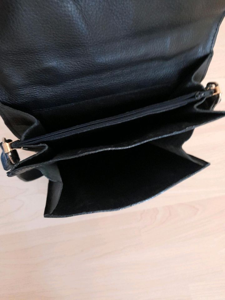 Herren Damen Leder Handtasche, schwarz in Grafenau