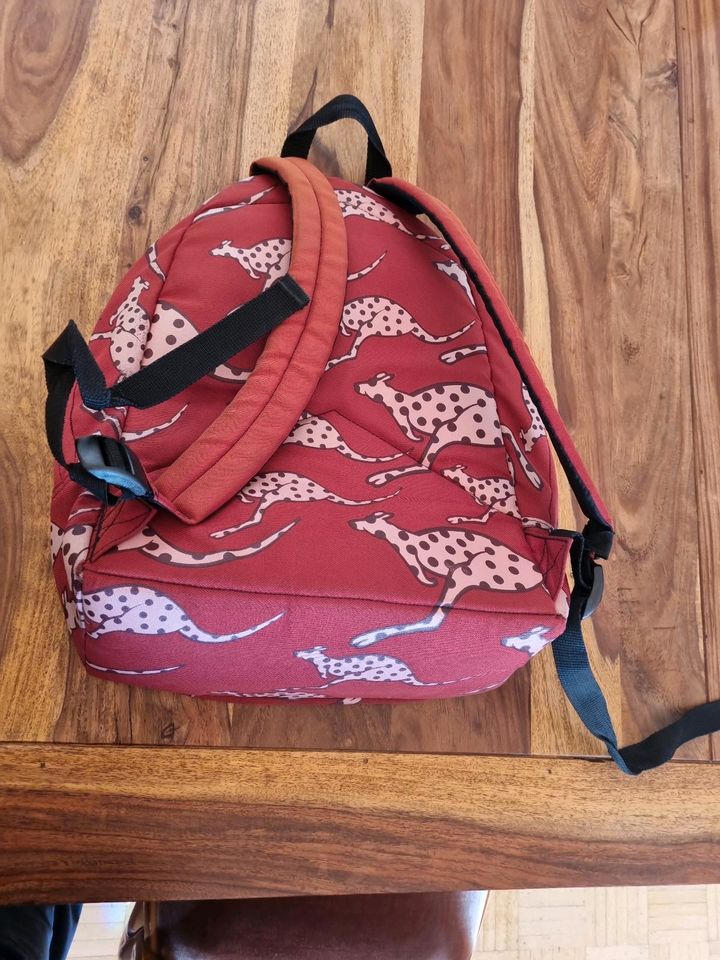 Chiemsee Rucksack retro style rot top Zustand in Gersthofen