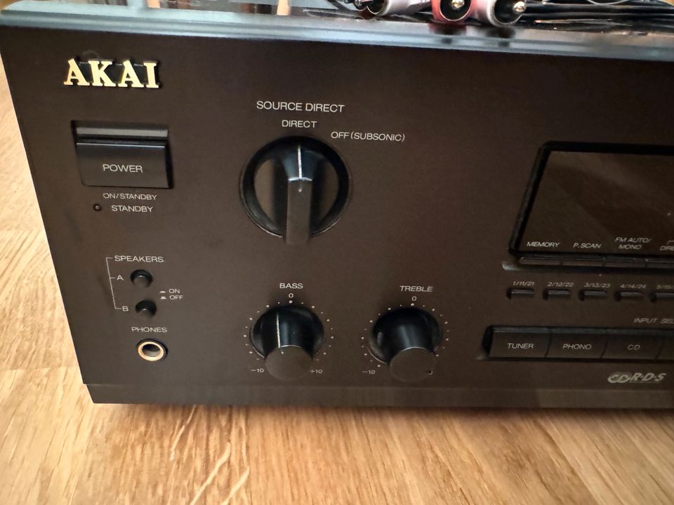 AKAI AA-39 Verstärker Receiver - top in Düsseldorf