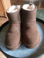 Bearpaw Winterschuhe Gr. 38 Hessen - Meinhard Vorschau