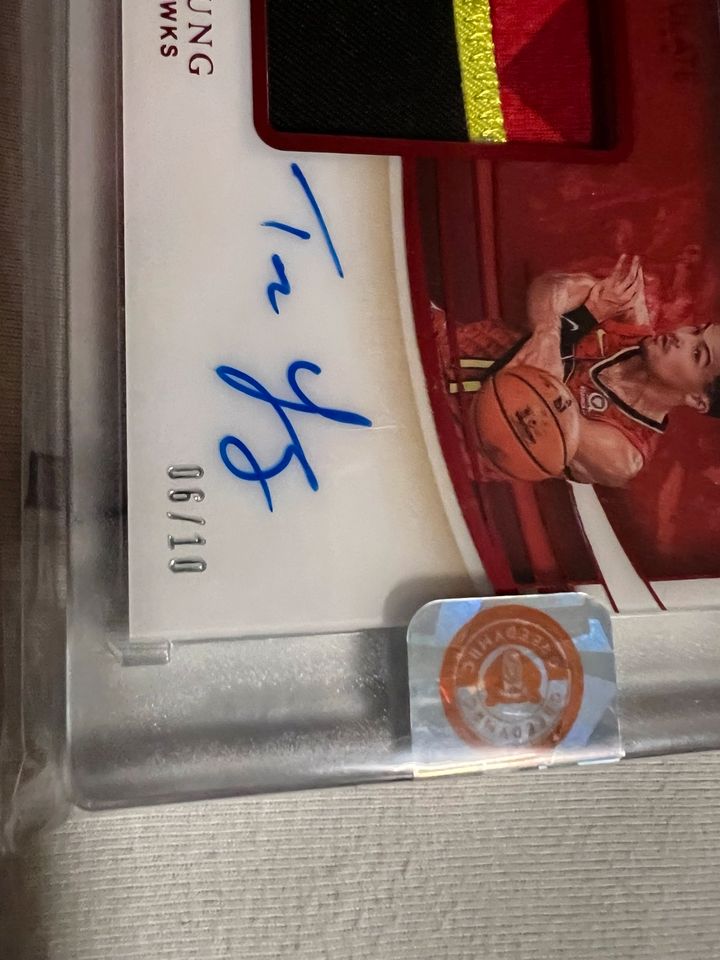 Trae young  immaculate panini Atlanta hawks nba auto /10 in Mühlenbecker Land