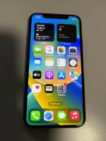 iPhone X 256GB weiß/silber Rückseite mit Crack, technisch i.O. Bayern - Weisendorf Vorschau