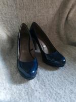 Tamaris Plateau Pumps High Heels blau Lack irisierend 39 Niedersachsen - Neuhaus Vorschau