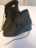 UGG Damen Stiefelette gr 37,5 echtleder Berlin - Tempelhof Vorschau
