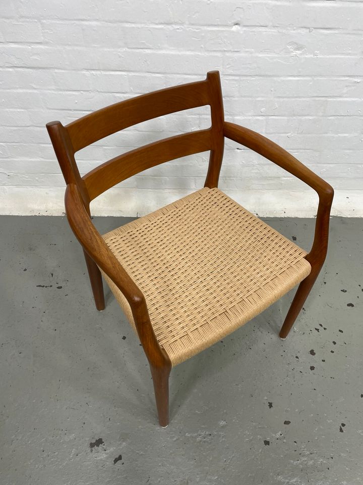 Armlehnenstuhl Stuhl Chair neu geflochten mit Papierkordel Niels Möller Teak Teakholz danish Design mid Century Vintage Stühle Esszimmerstühle in Berlin