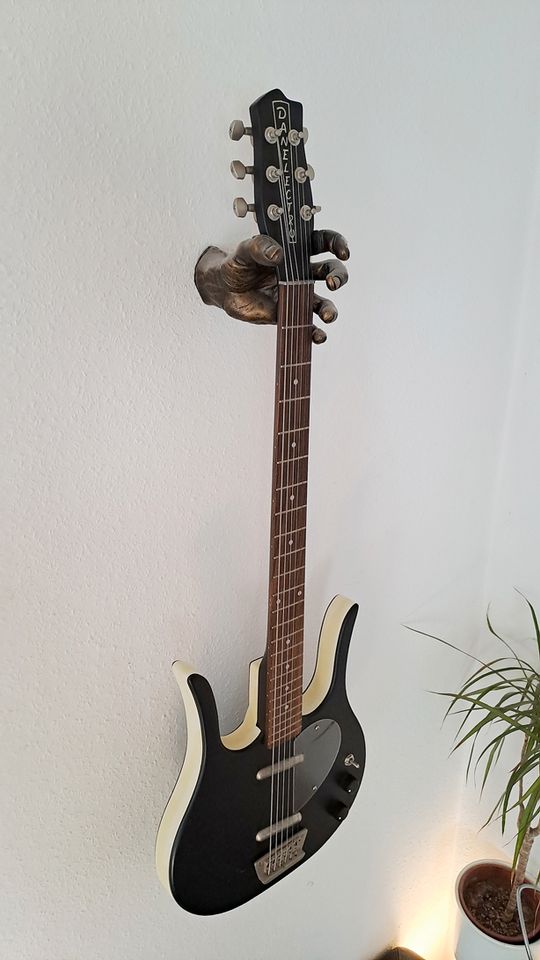 DANELECTRO LONGHORN BARITONE LIMO BLACK (Bj. 2010) in Lahnstein