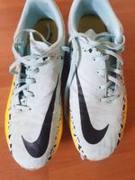 Nike Fußballschuhe Phantom - Gr. 38 - Guter Zustand München - Allach-Untermenzing Vorschau