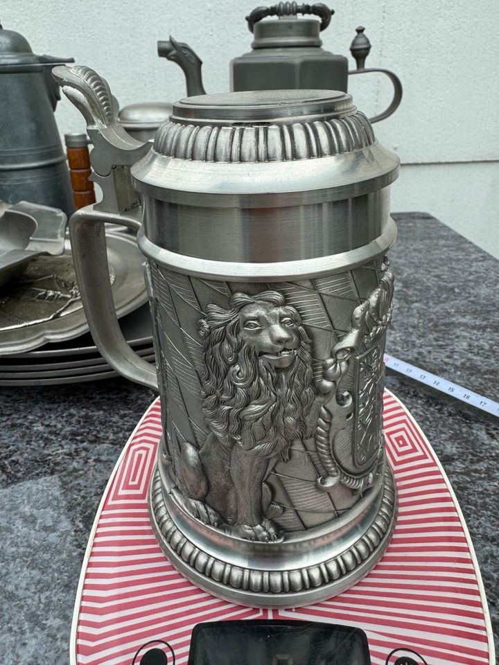 Zinn Sammlung, Bierkrug aus Zinn, KaffeeKanne, Teller Zinn 4.5 kg in Buchloe