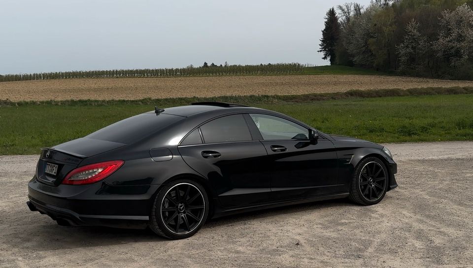 CLS63 AMG 4Matic*Voll*Driver*NightVision*Massage*Euro6 in Friedrichshafen