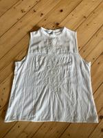 Promod Bluse weiß Perle Stickerei ärmellos Hessen - Wiesbaden Vorschau