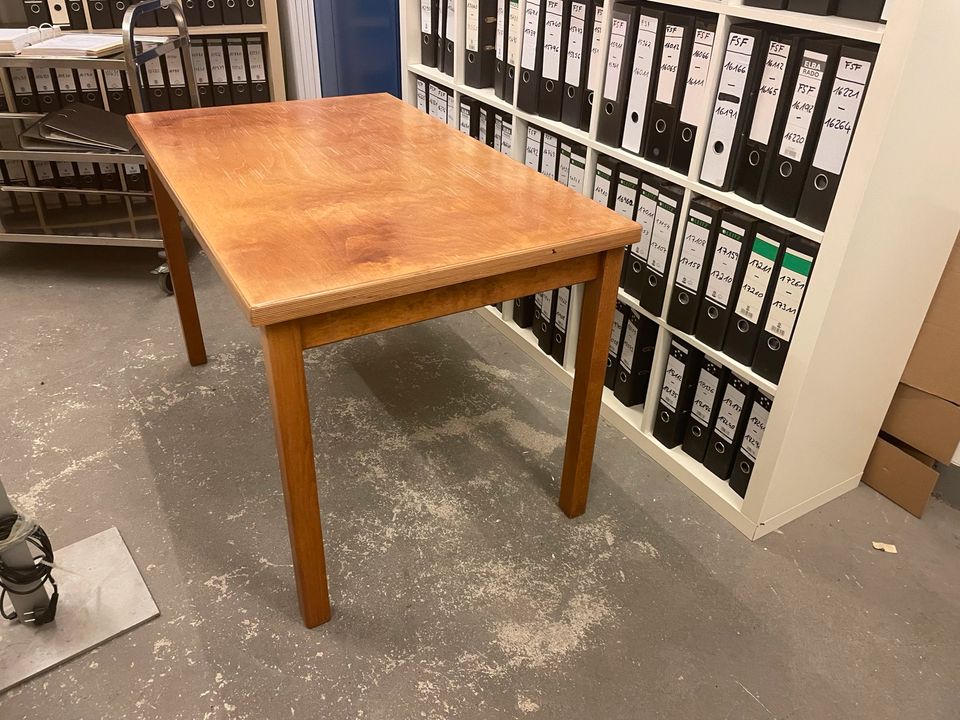 Holztisch Schreibtisch Esstisch in Berlin