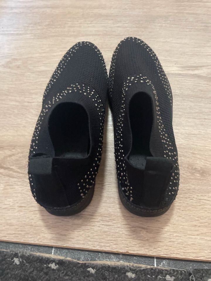 Schwarze Damen Schuhe in Harrislee