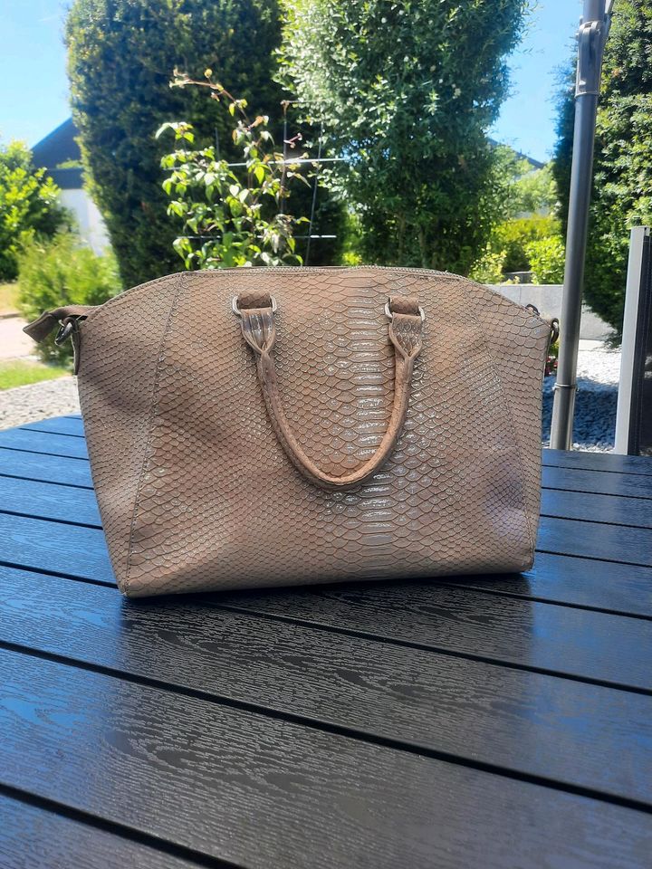 Marco Tozzi Handtasche Shopper in Altensteig