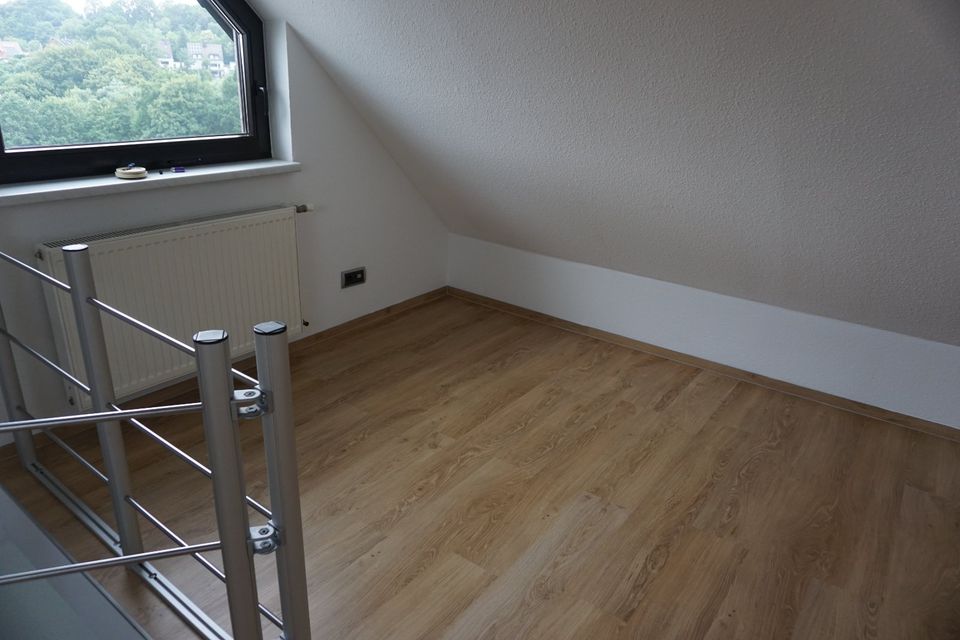 70qm-Wohnung in gepflegtem 3-Fam.-Haus - Übernahme Küche möglich in Solingen