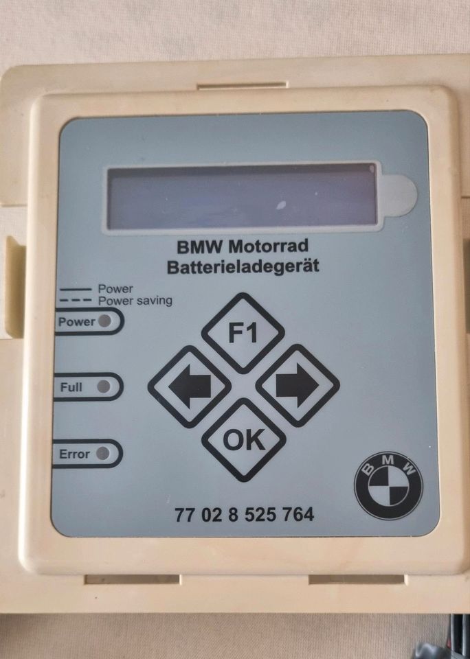 Original BMW Motorrad Batterieladegerät in Hof (Saale)