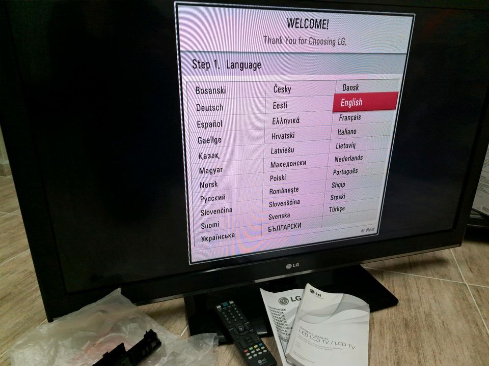 LG Fernseher 42 Zoll in Hattersheim am Main