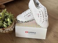 SUPERGA Outsole Lettering Sneaker, weiß, Größe 38 Schleswig-Holstein - Itzehoe Vorschau