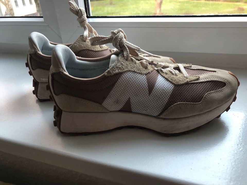 NEW BALANCE 327 Sneaker  - TOP in Magdeburg