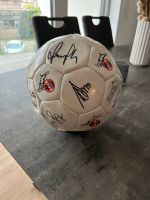 1. FC Köln Ball mit Original Unterschriften Nordrhein-Westfalen - Niederkassel Vorschau