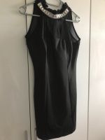Elegantes schwarzes Kleid glitzernder Kragen Abendkleid Nordrhein-Westfalen - Oberhausen Vorschau