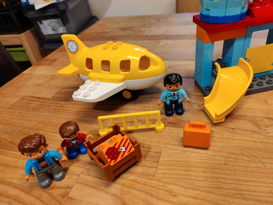 LEGO 10871 DUPLO Flughafen, Bauset mit Flugzeug für Kinder ab 2 J in Karlsruhe