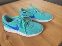 Nike Freizeitschuh Gr. 39 Niedersachsen - Uetze Vorschau