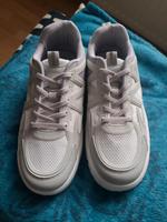 Sneaker gr 39 wie neu Nordrhein-Westfalen - Bornheim Vorschau