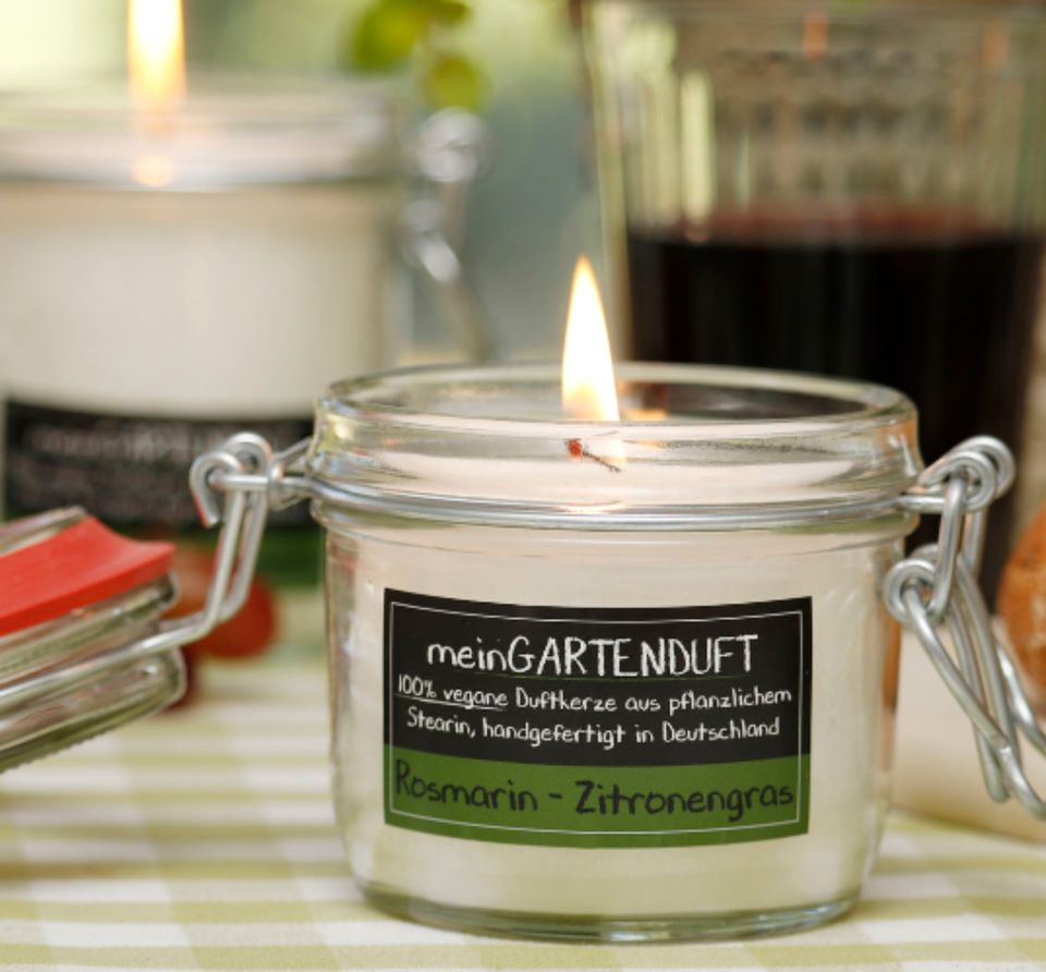 Candle Factory Mein Gartenduft Kerze Himbeer Rosmarin 8,5€* in Bayern -  Lichtenfels | eBay Kleinanzeigen ist jetzt Kleinanzeigen