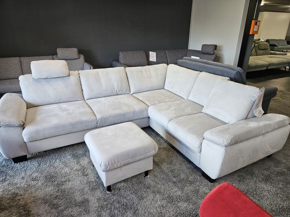 NEU Wohnlandschaft Couch 4x Sitztiefenverstellung Hocker Staufach in Bocholt
