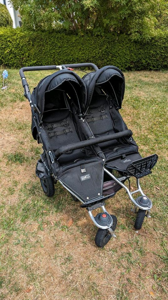 Geschw/Zwillings Kinderwagen TFK Duo u. MaxiCosi+Basis in Maisach