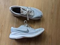 Nike Flex 42 Sneaker Schuhe Sportschue Schuh unisex Lingen (Ems) - Biene Vorschau