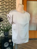 Tolles Shirt Blusenshirt VILA 34 36 XS S Top beige/grau taupe Niedersachsen - Stadthagen Vorschau
