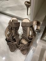 ZARA Damenschuhe Pumps High Heels Größe 36 Wandsbek - Hamburg Tonndorf Vorschau