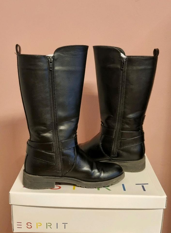 ESPRIT gefütterte Winterstiefel Stiefel Gr. 36 in Falkensee