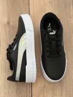 Puma ❤️ neue Sneakers Carina Hologramm schwarz ❤️ Größe 35 Hessen - Kassel Vorschau