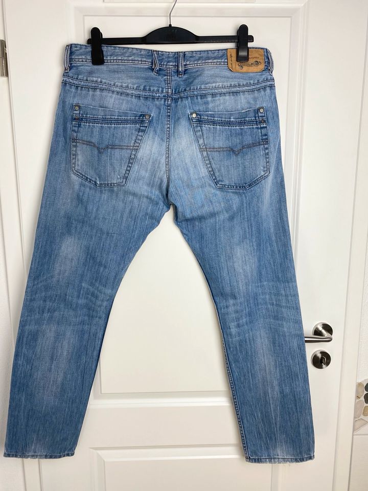 Diesel Jeans Model Krayver Wash 0826D Gr. 36/32 -NEUw- in Erding