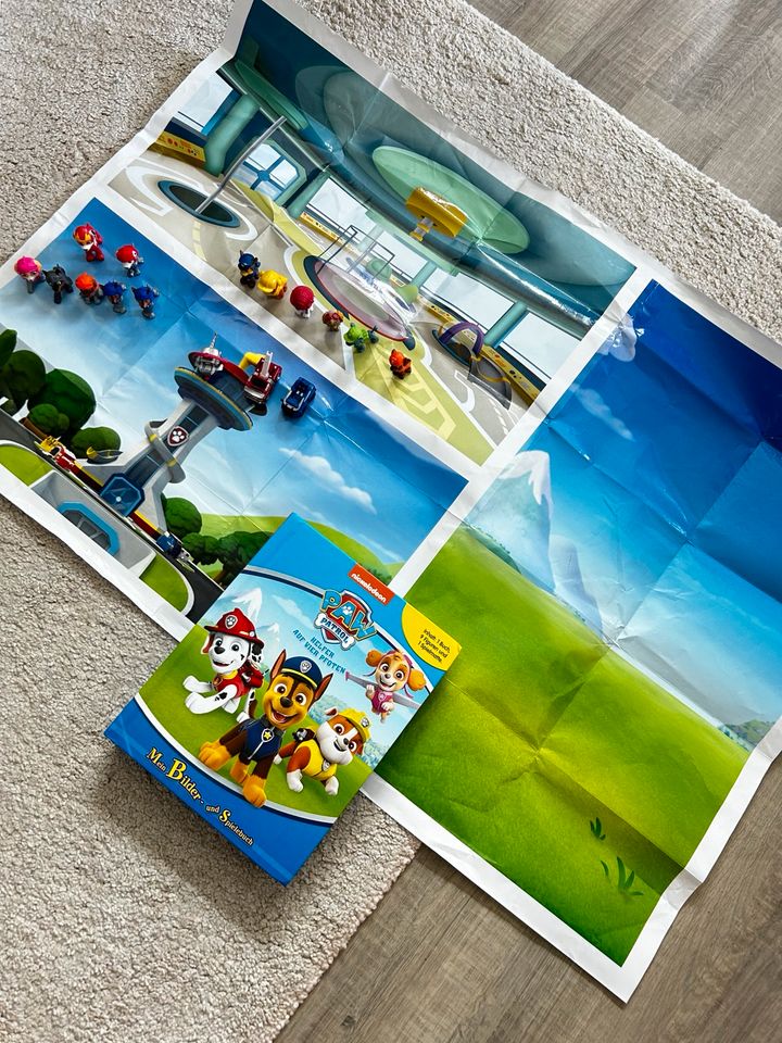 Paw Patrol Bilder und Spielbuch / Spielfiguren in Neuss