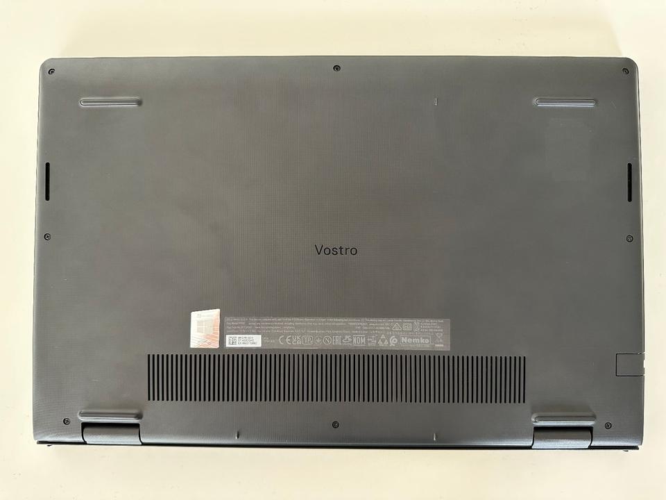 Dell Vostro 15 3510 i5-1135G7, 8GB, 15,6 Zoll, Englische Tastatur in Erfurt