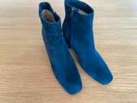 Andrea Puccini Stiefelette blau, Wildleder, Größe 40 Dresden - Neustadt Vorschau