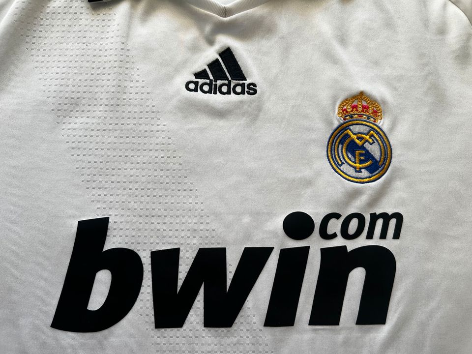 Real Madrid Home Trikot 2008/09 L in Dingolfing