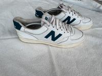 New Balance CT300, Größe 45, getragen, weiß/petrol Niedersachsen - Wedemark Vorschau