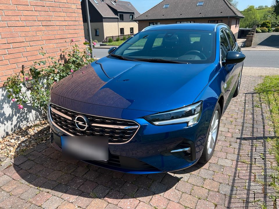 Insignia 2.0cdti Sport Tourer, AGR, Navi, WLAN, Vollausstattung.. in Frechen