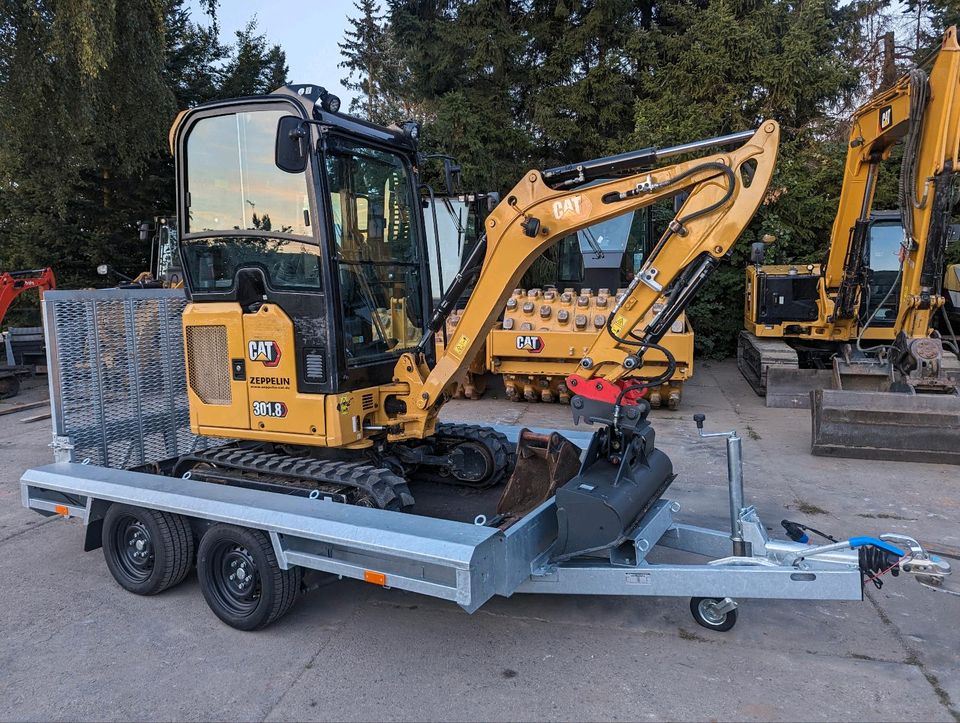 Bagger Minibagger Mieten Radlader Kettenbagger Erdbohrer Mulchern in Breitenfelde