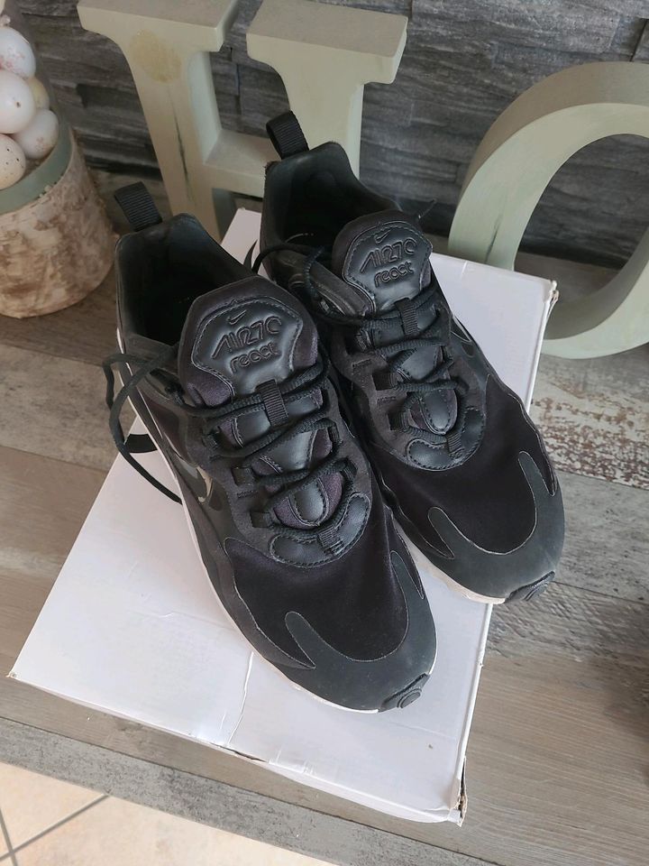 Nike air Max 270 React schwarz Gr.40 in Uedem