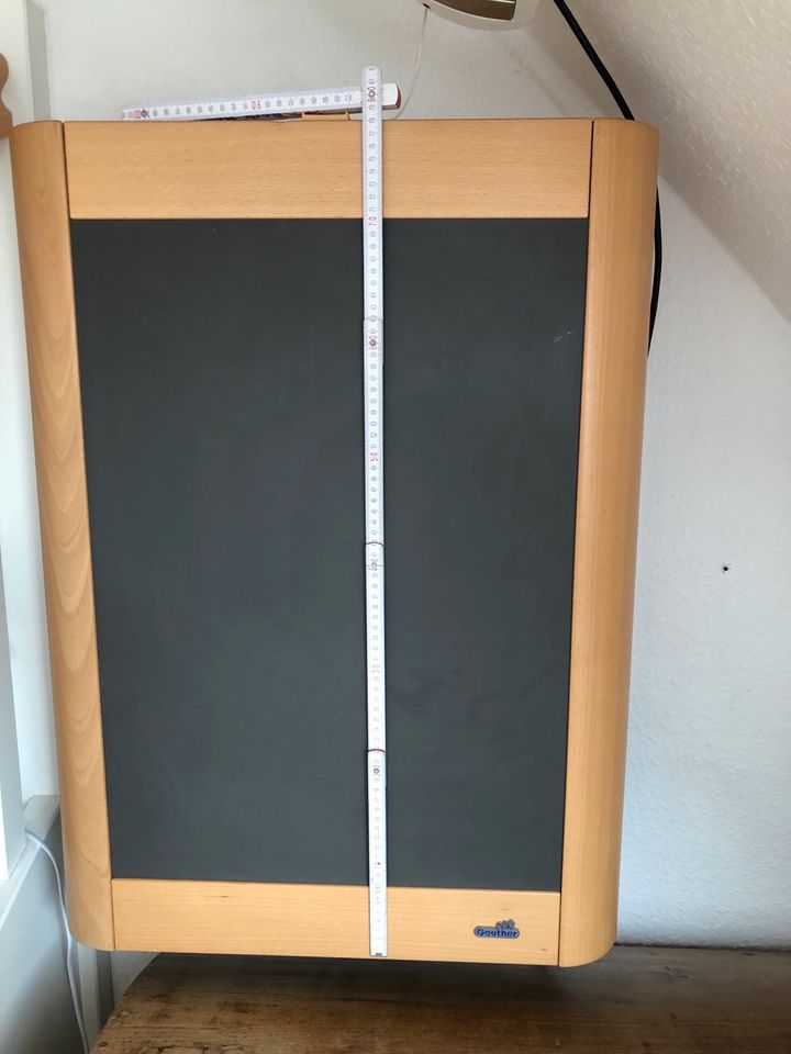 Wickeltisch Wand Geuther (Heizstrahler gratis ) in Gardelegen  