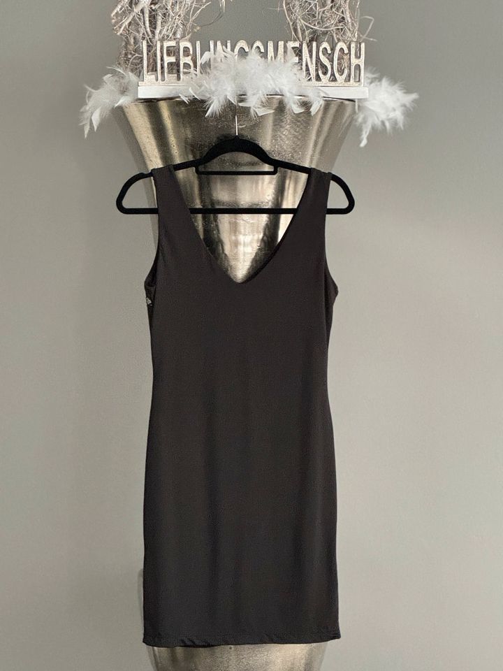Kleid Mini Kleid schwarz verschiedene Größe 36/38 in Weilerswist