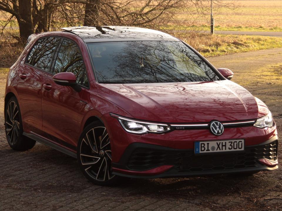 Golf 8 GTI Clubsport / Kurz und Langzeitmiete / Sportwagen mieten in Bielefeld