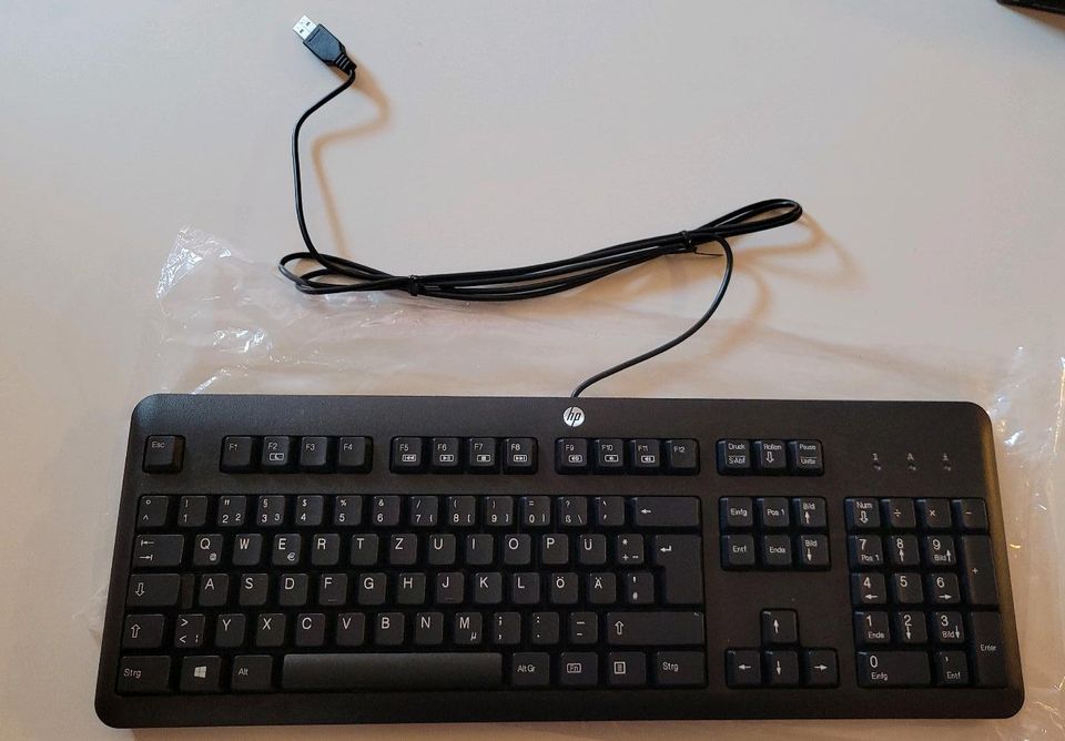 Neu hp PC Tastatur in Bochum