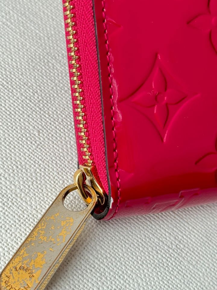 Louis Vuitton Zippy Wallet Vernis in Lohmar